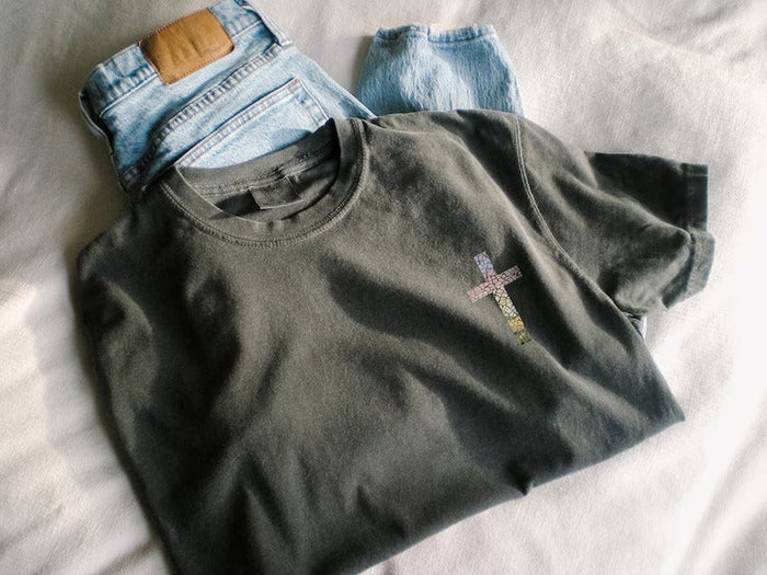 God Turns Broken Pieces Into Masterpieces T-shirt