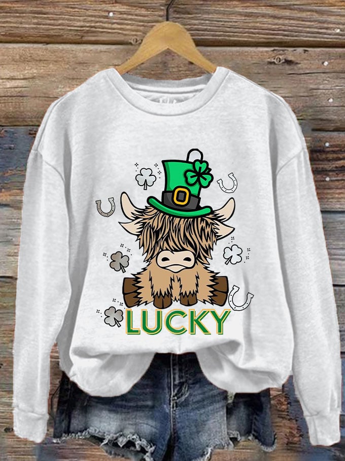 Eagerlys Women's St. Patricks Day Lucky Highland Cow Print Sweatshirt