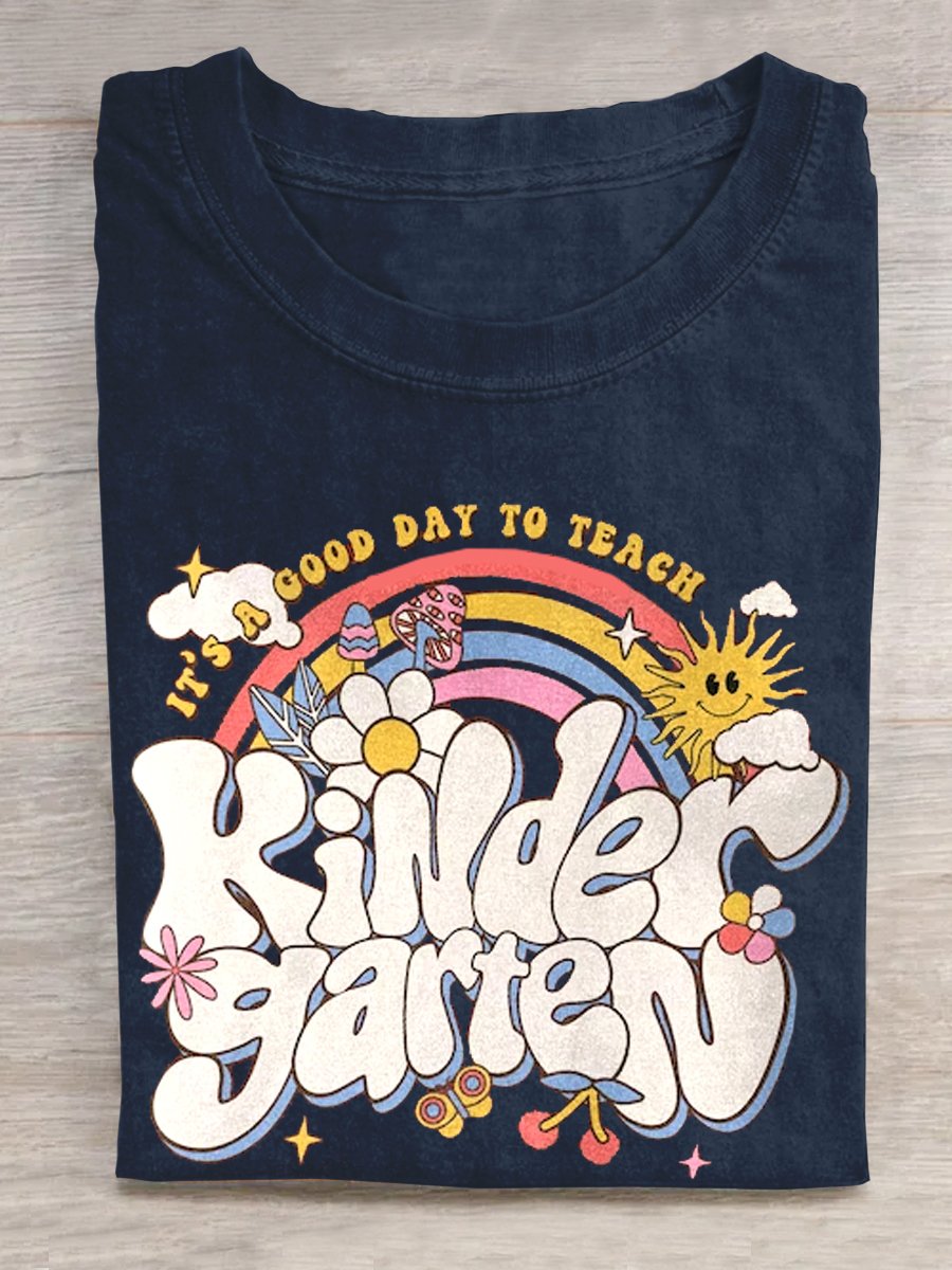 It¡¯s A Good Day To Teach Kindergarten T-shirt